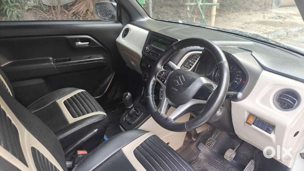 Maruti Suzuki Wagon R Vxi Plus Mt, 2021, Petrol