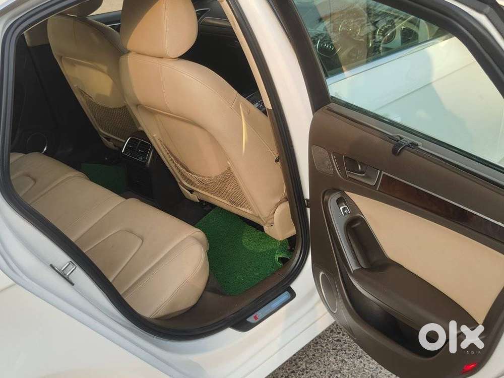 Audi A4 2.0 Tdi Premium With Sunroof, 2016, Diesel