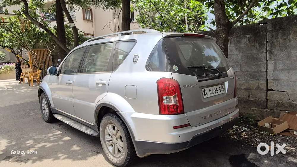 Mahindra Ssangyong Rexton 2014 Diesel 75000 Km Driven