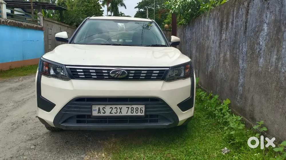 Mahindra Xuv300 2020 Petrol Well Maintained
