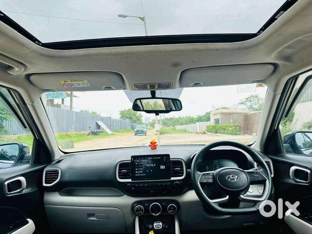 Hyundai Venue Sx 1.2 Mt Knight Edition, 2023, Petrol