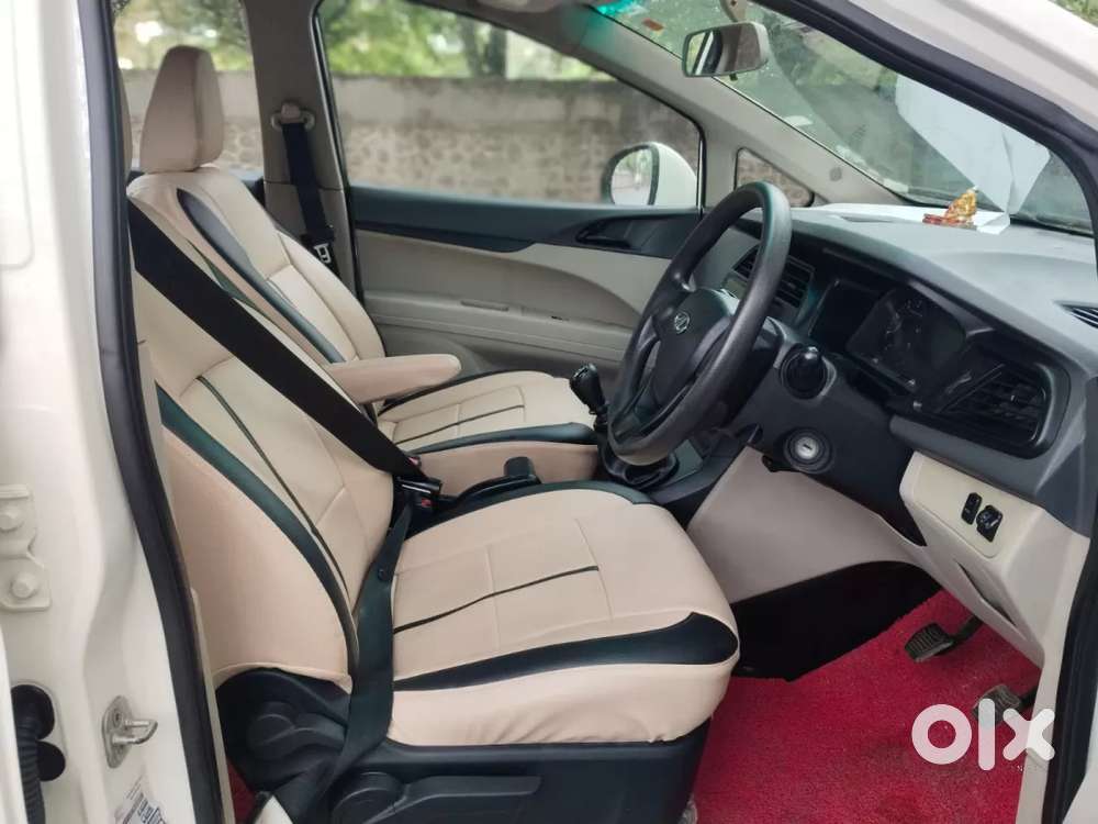 Mahindra Marazzo M4 8str, 2018, Diesel