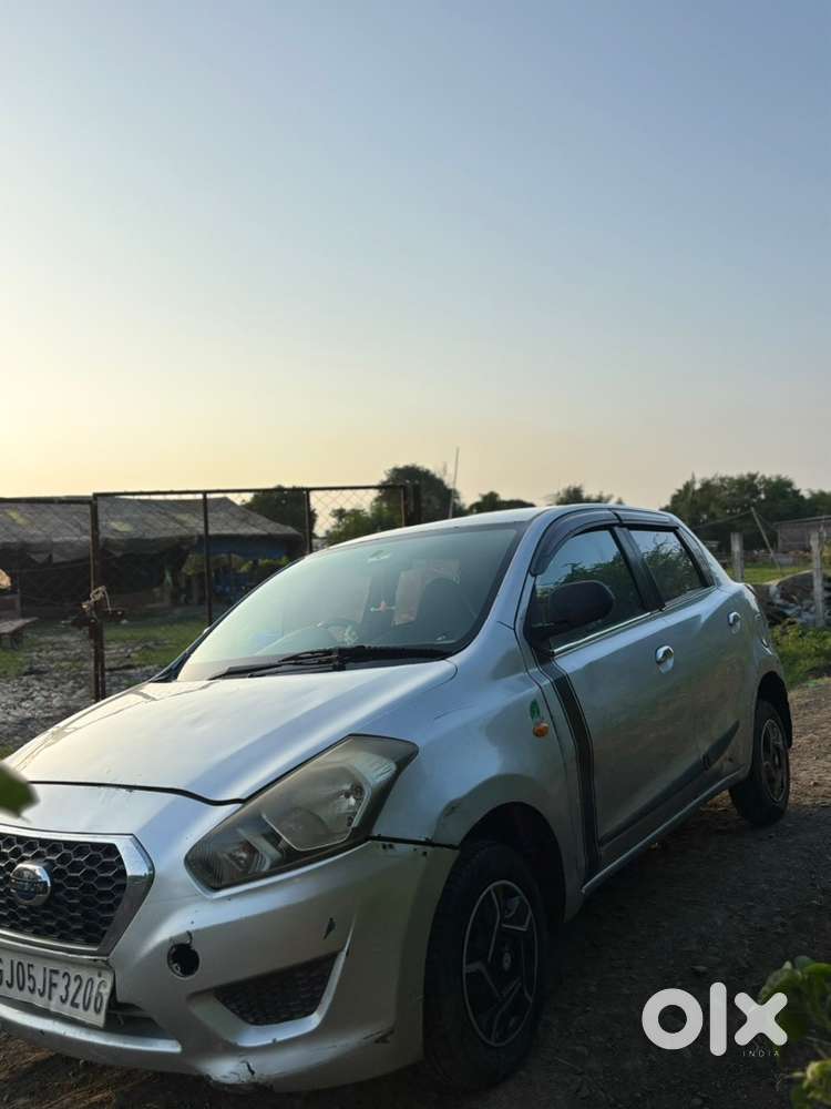 Datsun Go Petrol 2014 Urget Sell Money Problem