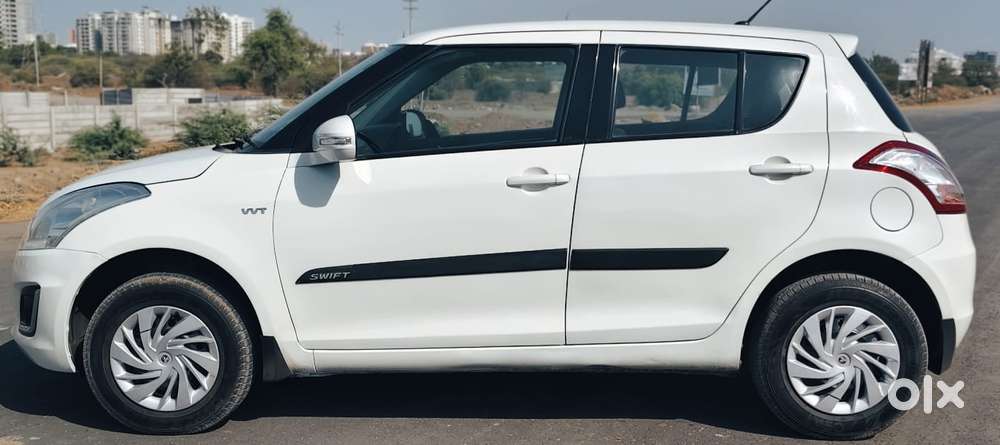 Maruti Suzuki Swift Vxi + Manual, 2016, Petrol