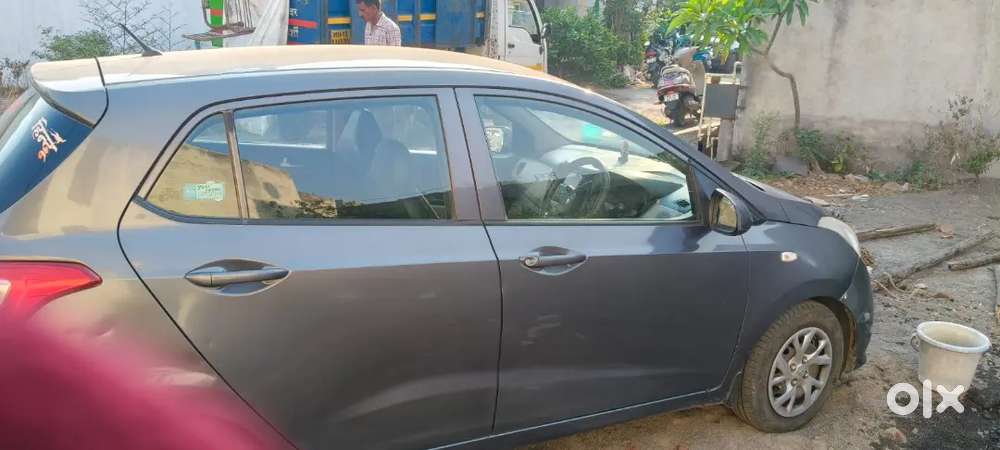 Hyundai Grand I10 2017 Diesel 132000 Km Driven