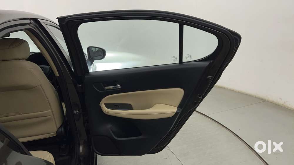 Honda City 1.5 Zx I-vtec Mt, 2021, Petrol