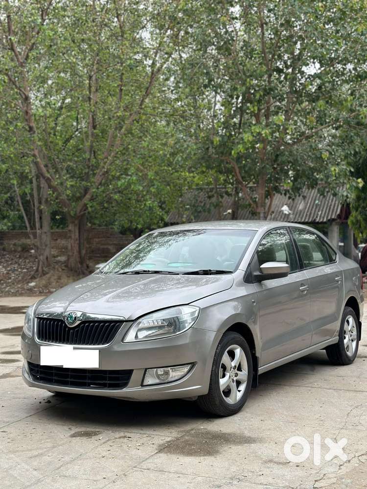 Skoda Rapid Elegance Mpi, 2014, Petrol