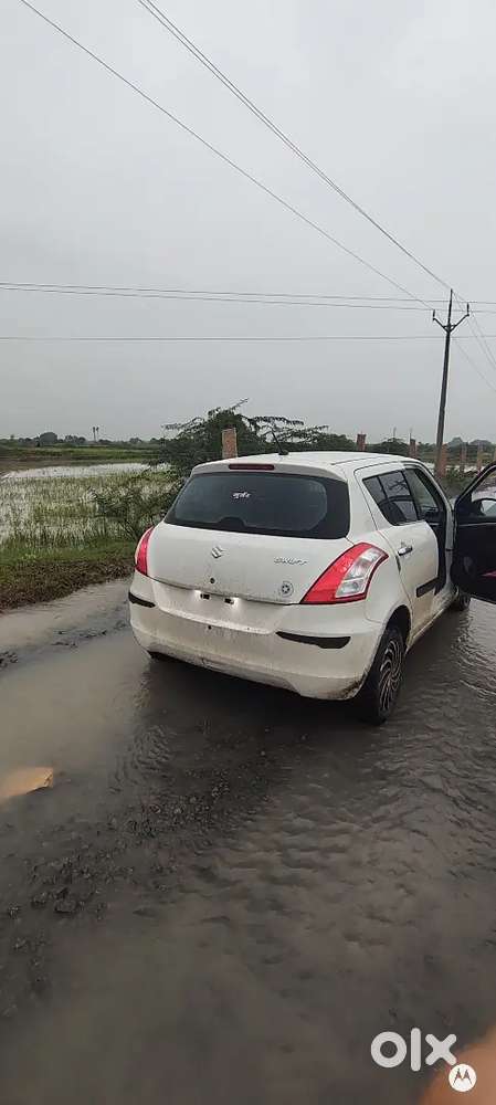 Maruti Suzuki Swift Vxi 2018