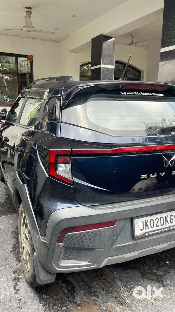 Mahindra Xuv3xo Ax5 2024  6,842 Km  Like New Conditi