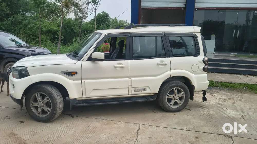 Mahindra Scorpio S10 2018 Diesel
Less Driven 98000 Km Driven
Top Model
