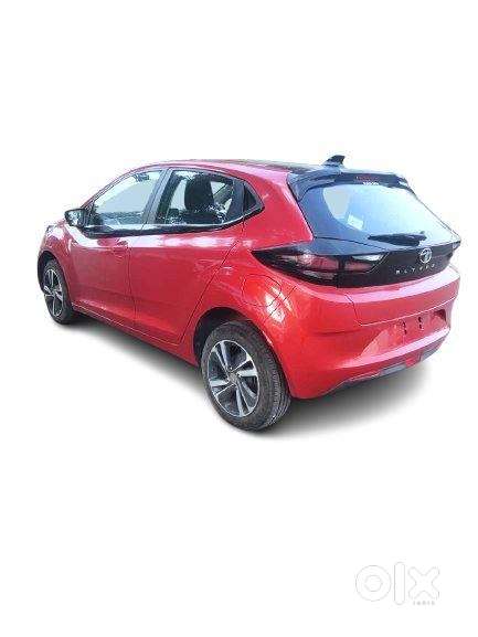 Tata Altroz Xz Plus (o) (s) Icng, 2023, Petrol