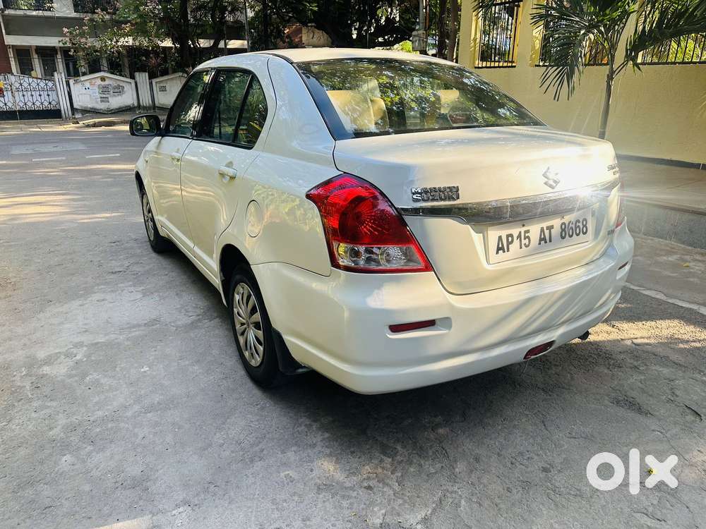 Maruti Suzuki Swift Dzire Vxi Optional, 2010, Petrol