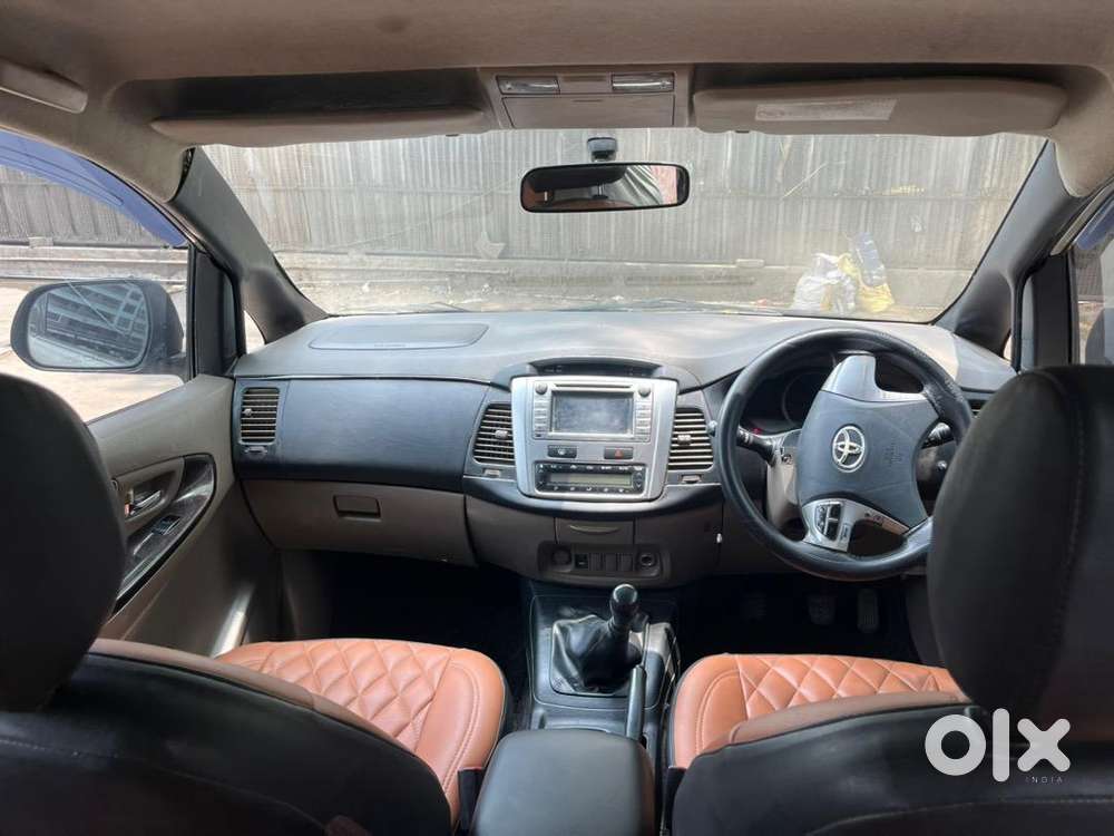 Toyota Innova 2015 Diesel 144000 Km Driven