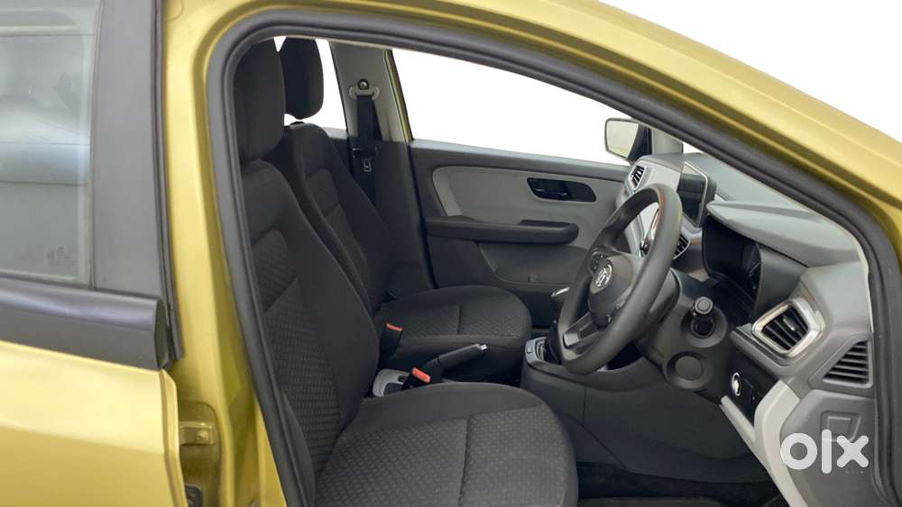 Tata Altroz 1.2 Xt, 2020, Petrol