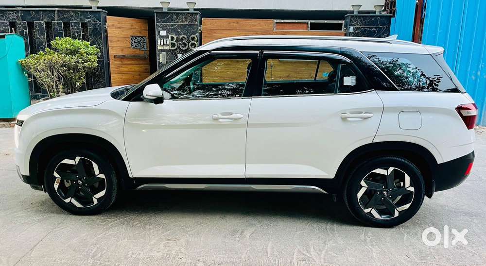 Hyundai Alcazar Platinum, 2022, Petrol