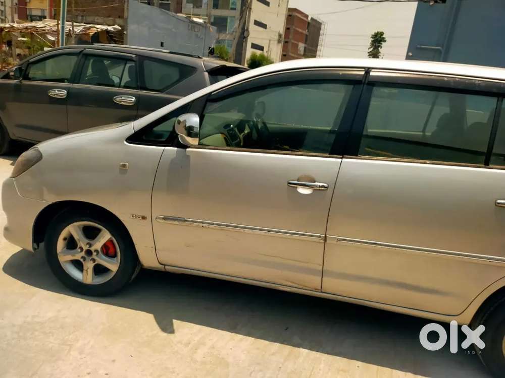 Toyota Innova 2.5 Vx 2010