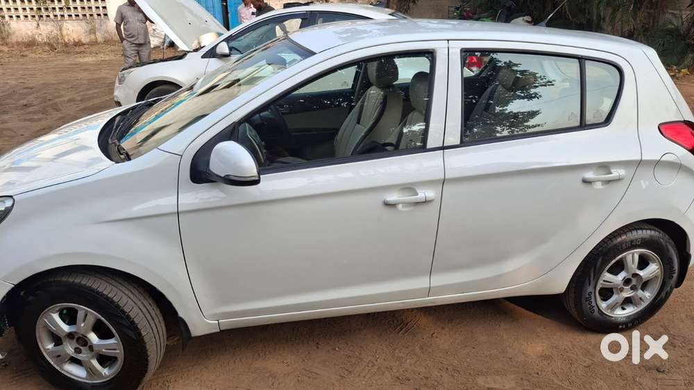 Hyundai I20 Diesel Manual 2011