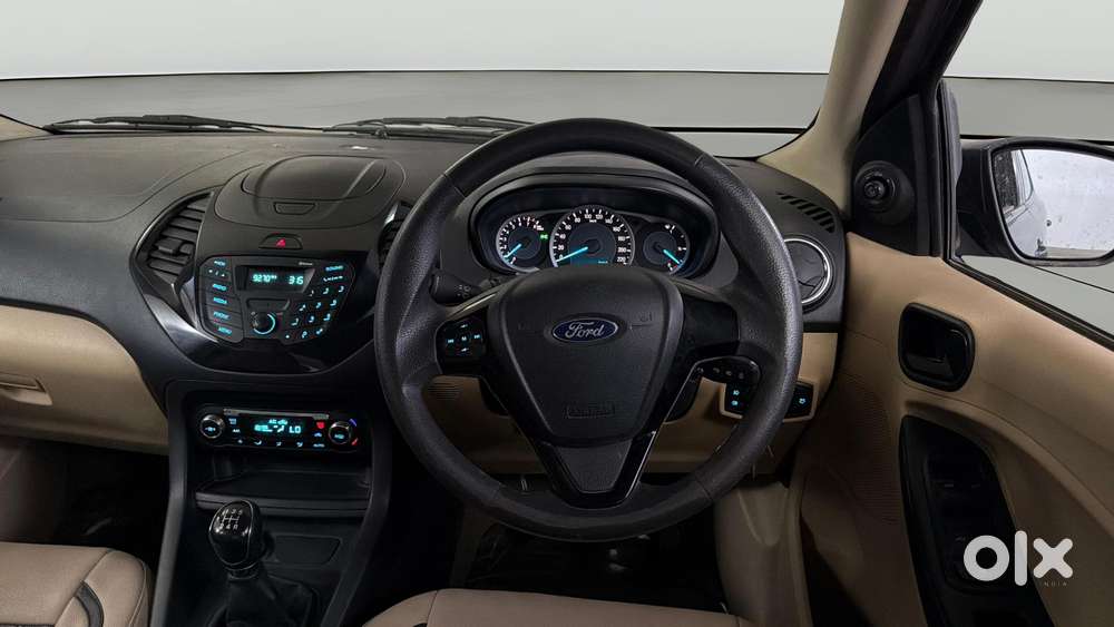 Ford Figo Aspire Titanium, 2016, Petrol