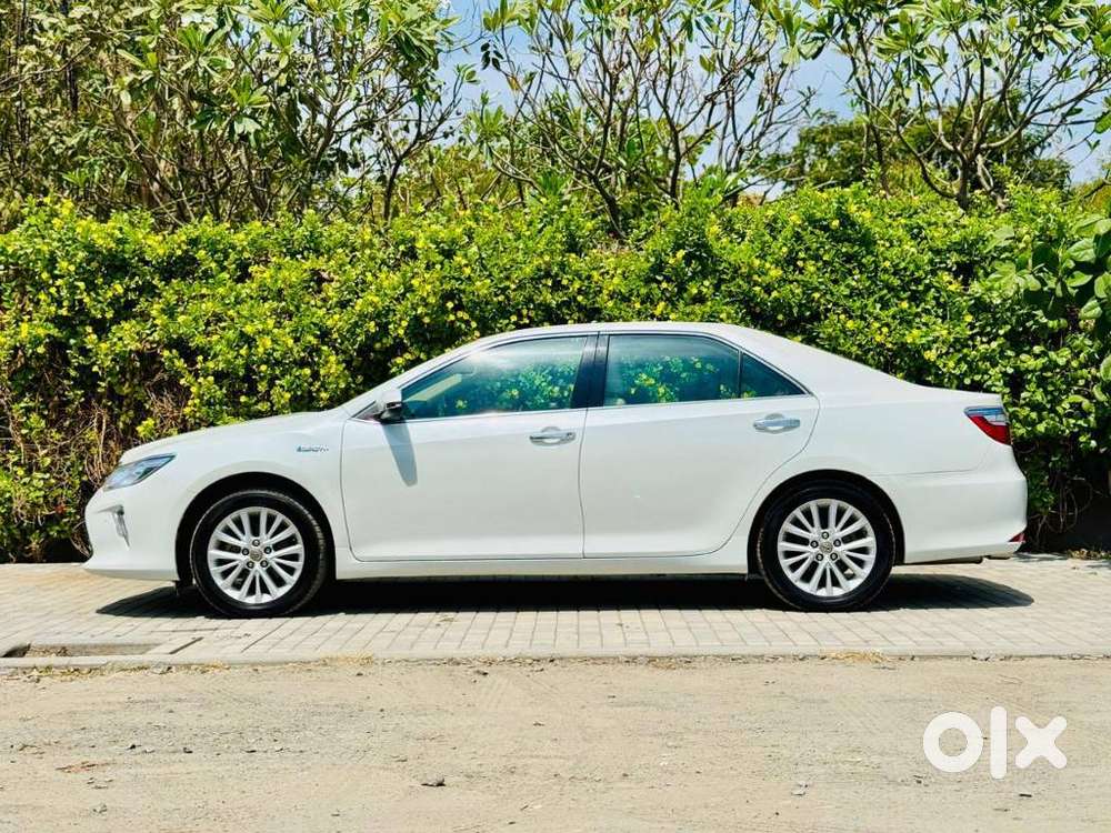 Toyota Camry Hybrid 2.5, 2016, Petrol
