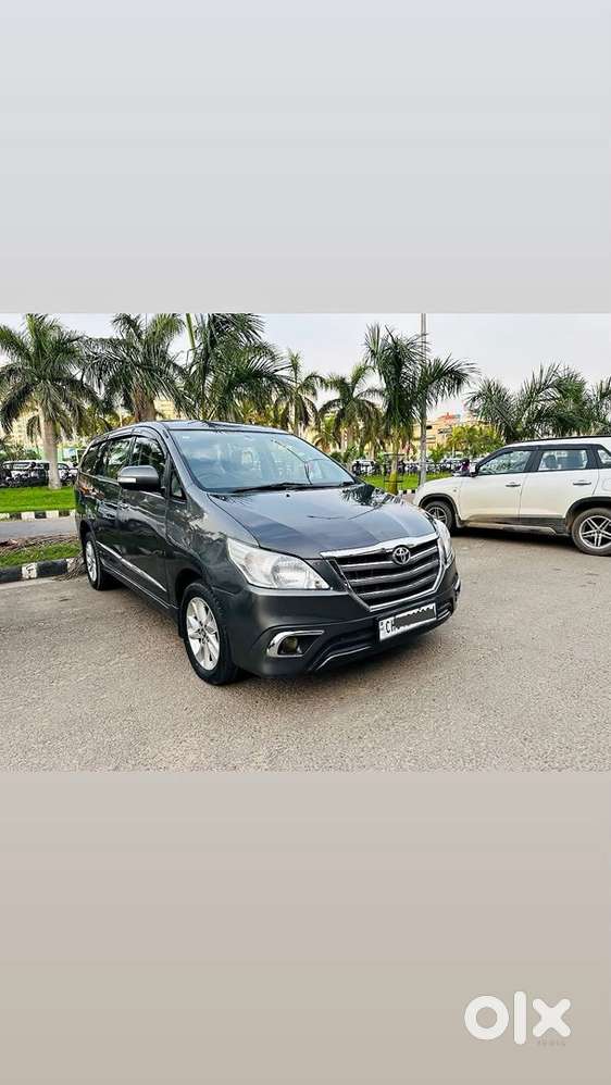 Toyota Innova 2.5 V 2015