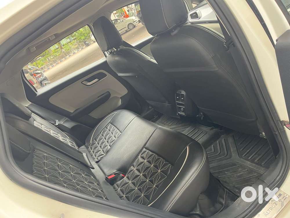 Tata Altroz Xz Plus (s) Icng, 2024, Cng & Hybrids