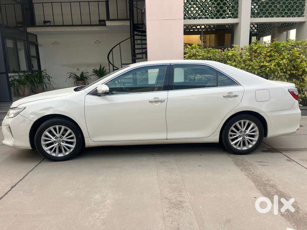 Toyota Camry 2.5 Hybrid, 2017, Petrol