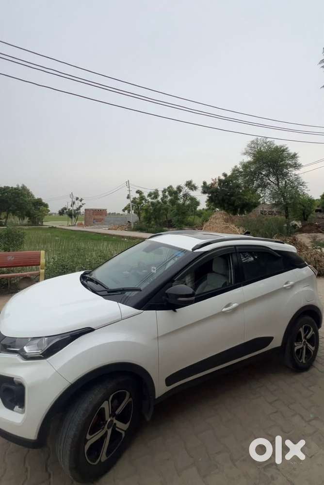 Tata Nexon Petrol 2023