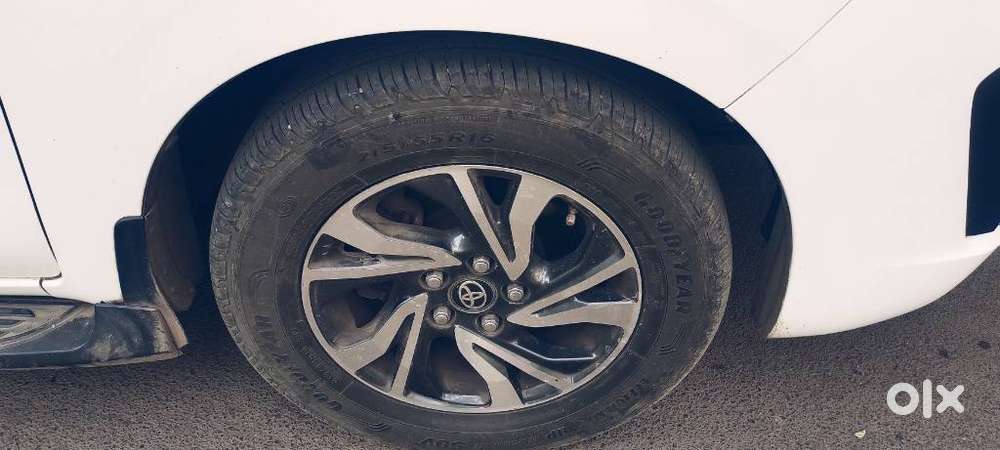 Toyota Innova Crysta [2020-ongoing] 2.4 Gx At 8 Str, 2021, Diesel