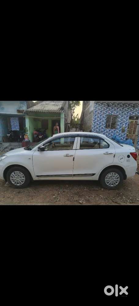 Maruti Suzuki Dzire 2025 Cng & Hybrids 35000 Km Driven