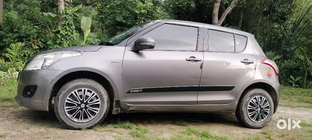 Maruti Suzuki Swift 2012 Petrol 65000 Km Driven