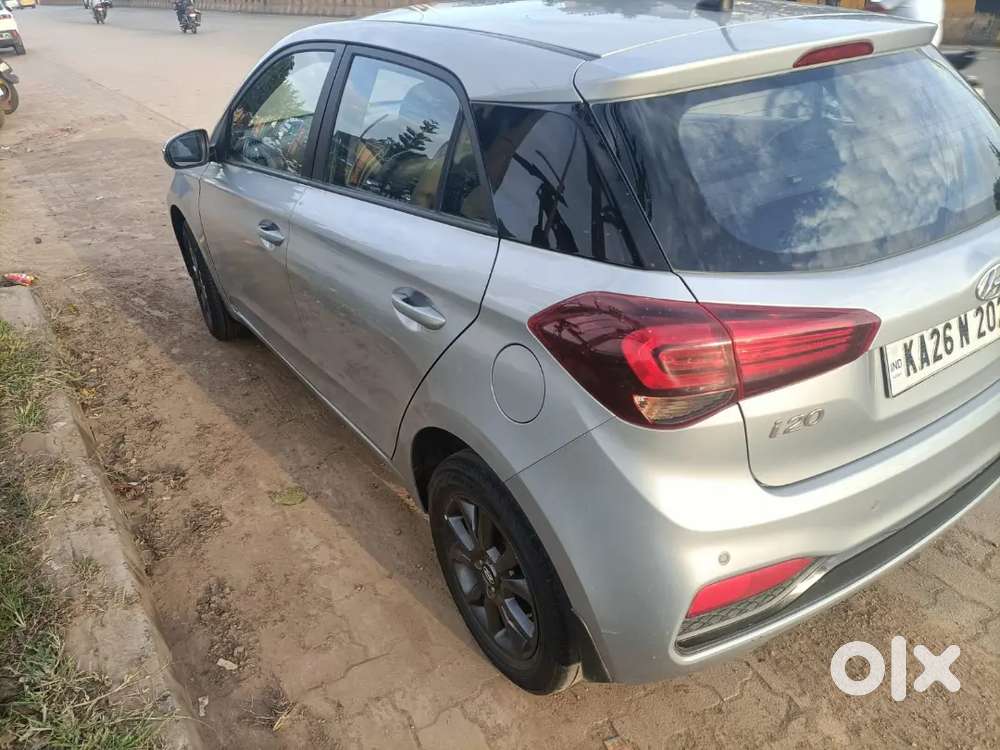 Hyundai I20 Sportz 2020 Silver