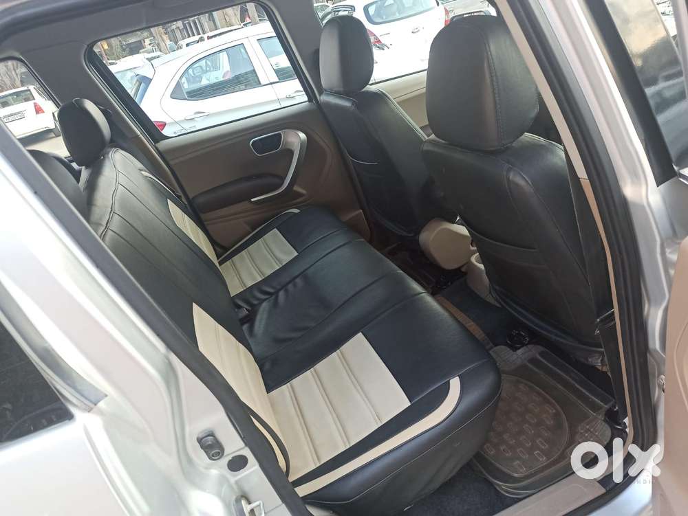 Mahindra Tuv 300 Mhawk100 T8, 2017, Diesel