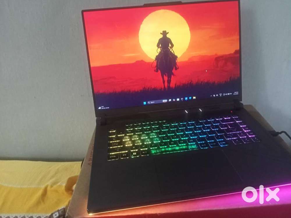 Selling ASUS ROG G16 RTX 4050