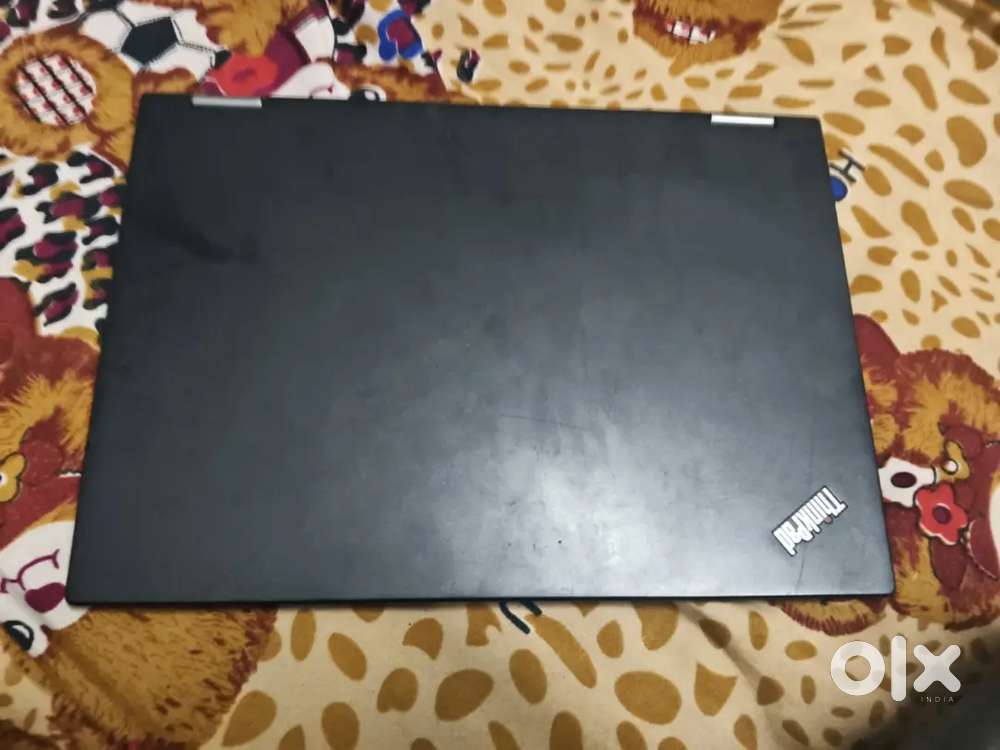 Lenovo laptop core i5 touchscreen..