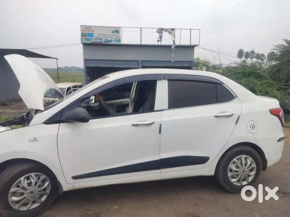 Hyundai Xcent 1.1 Crdi 2016( Car Available In Kaligiri Mandal)