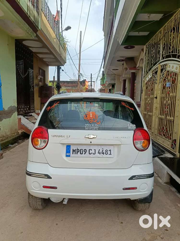 Chevrolet Spark 2011 Cng & Hybrids Well Maintained