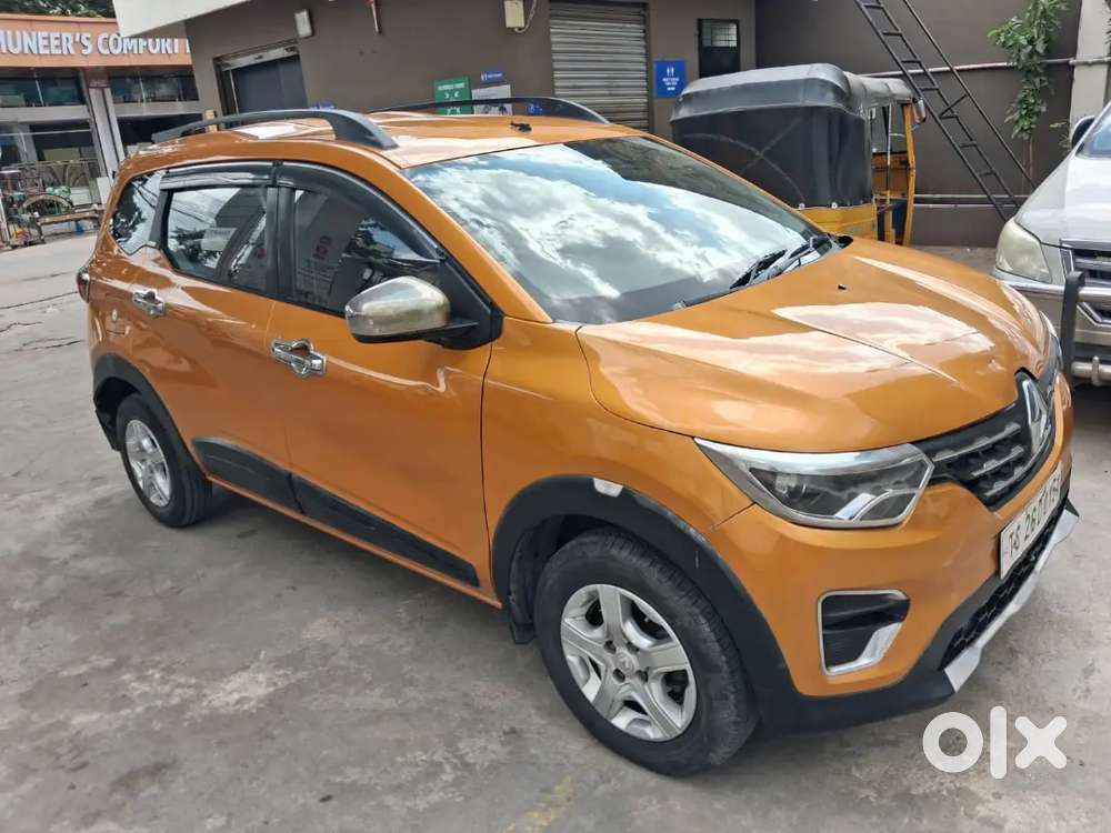 Renault Triber Rxz Petrol 2nd Owner