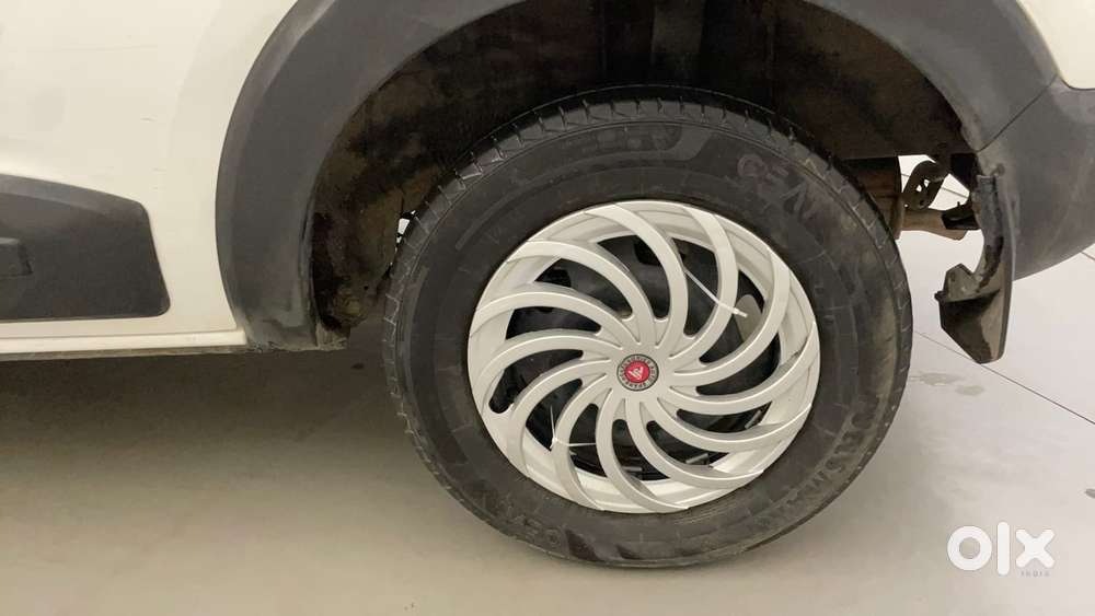 Renault Triber Rxe, 2021, Petrol