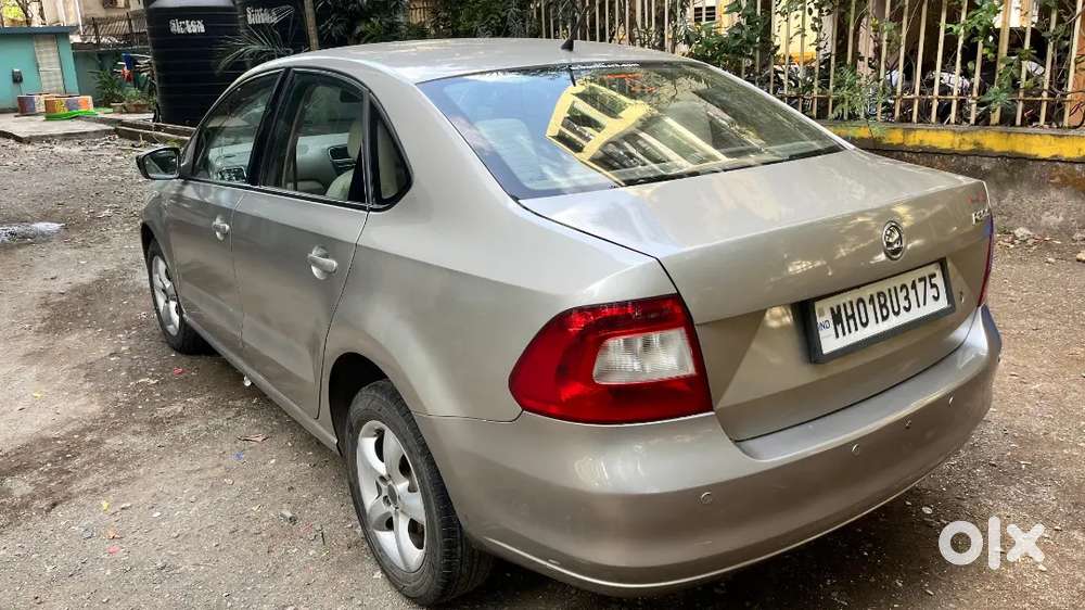 Skoda Rapid Elegance 2014 Automatic