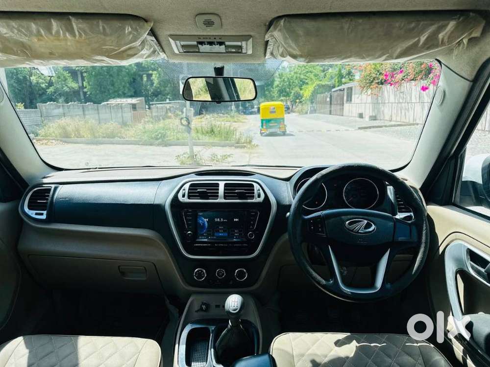 Mahindra Tuv 300 T10, 2018, Diesel