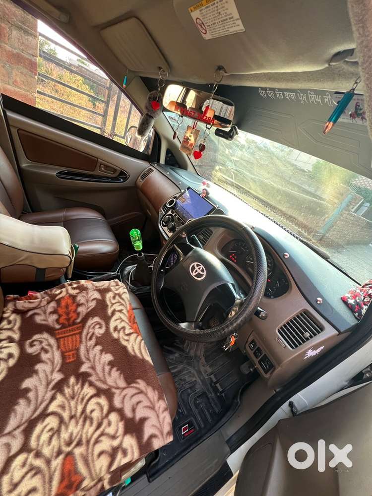 Toyota Innova Diesel 2015