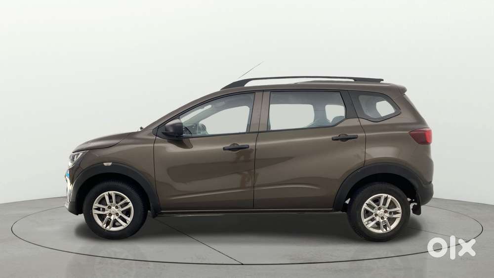 Renault Triber Rxl, 2022, Petrol