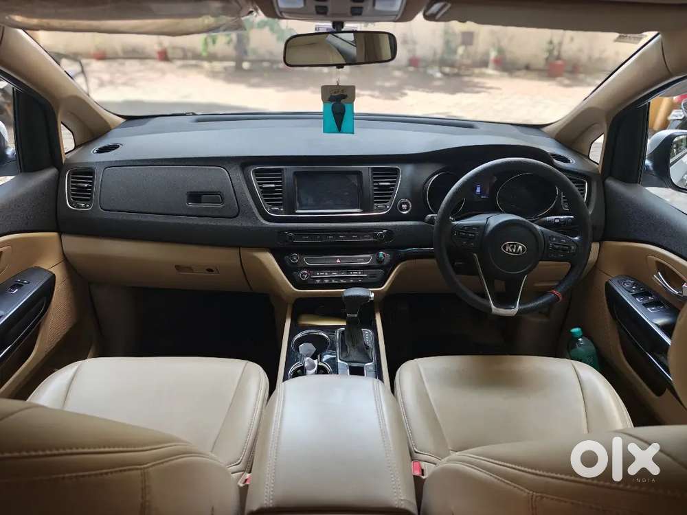 Kia Carnival 2021 Diesel 26000 Km Driven