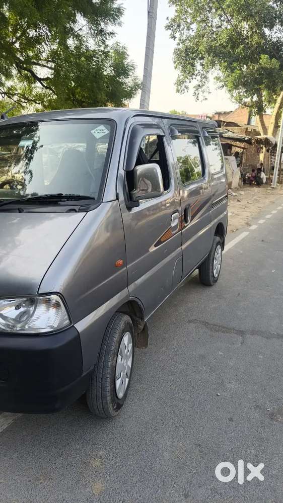 2022 Model 7 Seeter Car Cng Paas On Rs 87000 Km Runnig All Pappers Ok