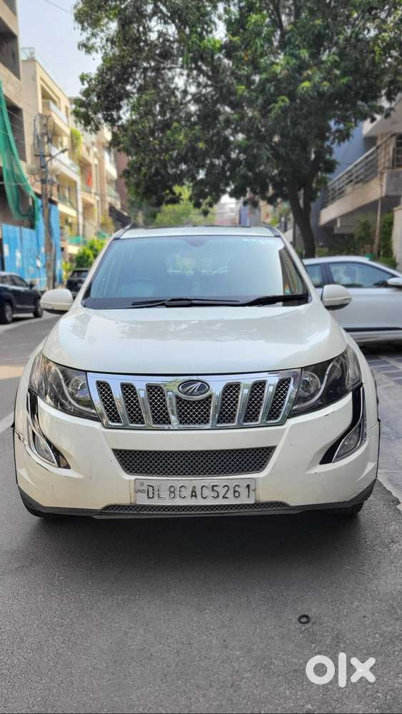 Mahindra Xuv500 W10 2016  Top Model  Sunroof  Excellent Condition