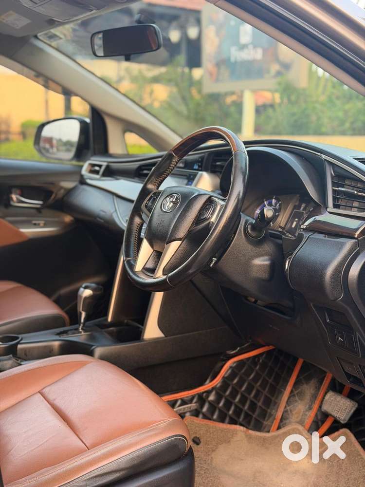 Toyota Innova Crysta 2.8z Automatic, 2018, Diesel