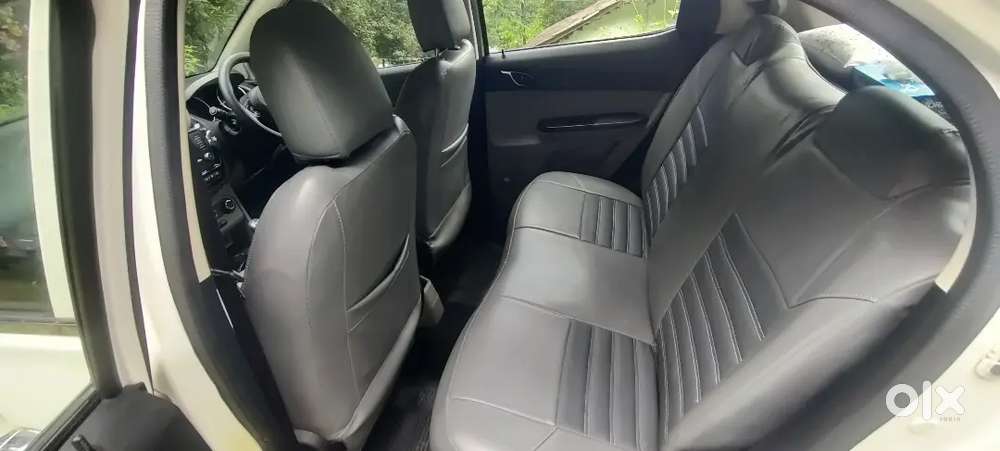 Tata Tiago Revotron 2019 Second Top Model