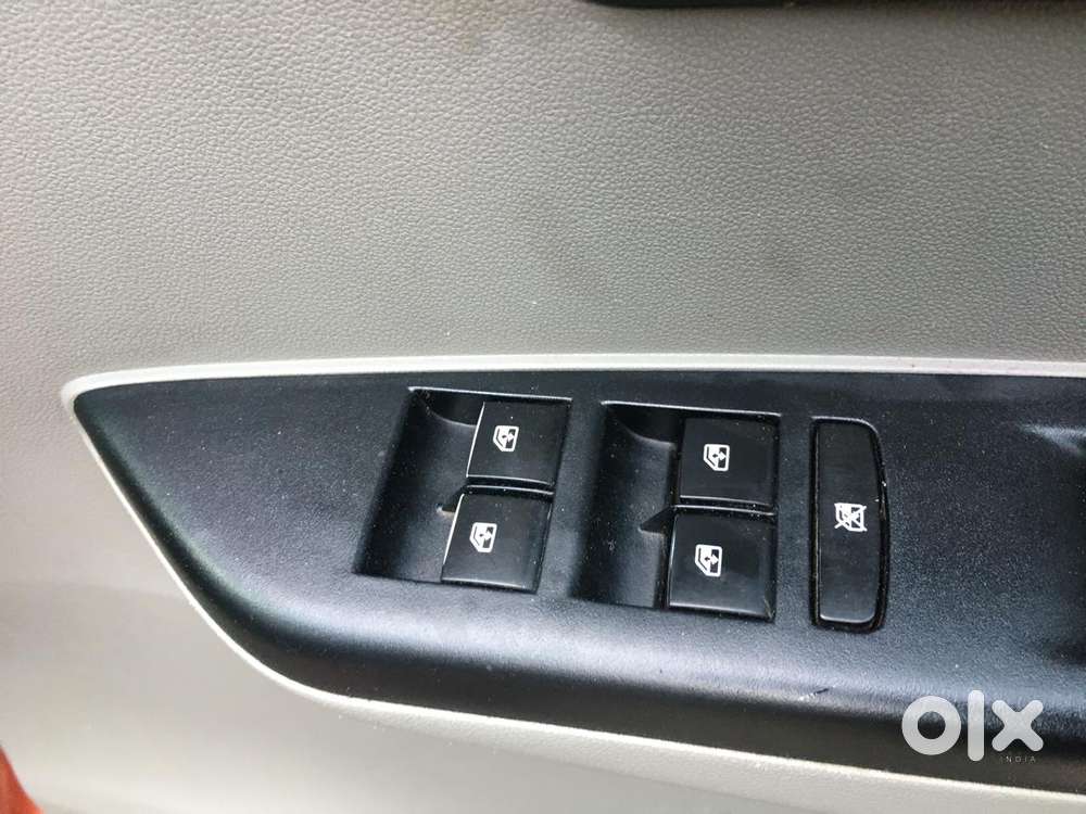 Mahindra Kuv100 Nxt 1.2 K8 Petrol 6 Str, 2017, Petrol