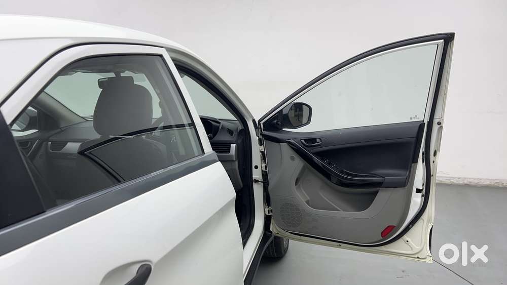 Tata Nexon 1.2 Revotron Xma, 2018, Petrol