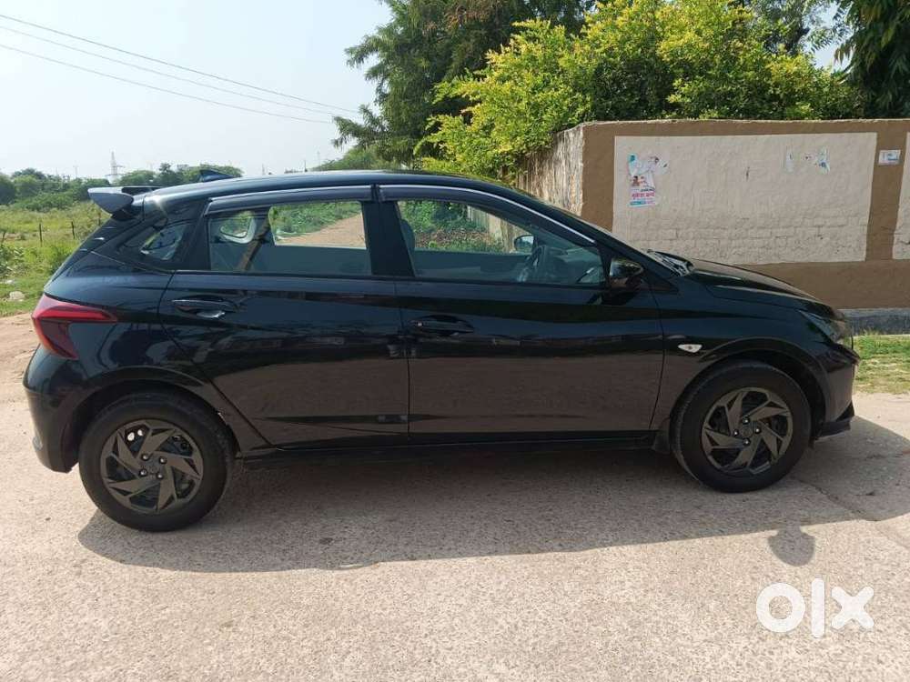 Hyundai I20 Petrol Cvt Magna Executive, 2025, Petrol
